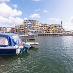 Mueritz Charme - In Der Hafenresidenz Mit Wasserblick & Kamin Lejlighed