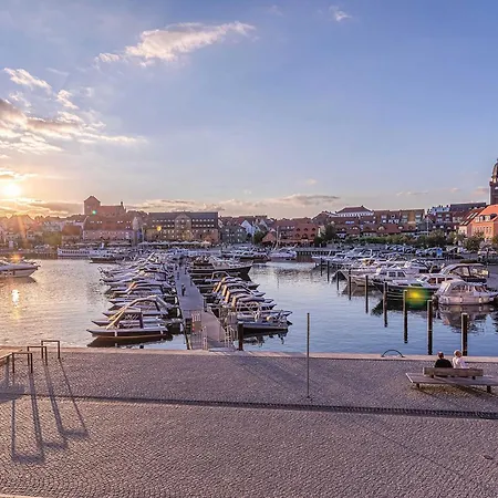 Mueritz Charme - In Der Hafenresidenz Mit Wasserblick & Kamin * Waren (Mueritz)