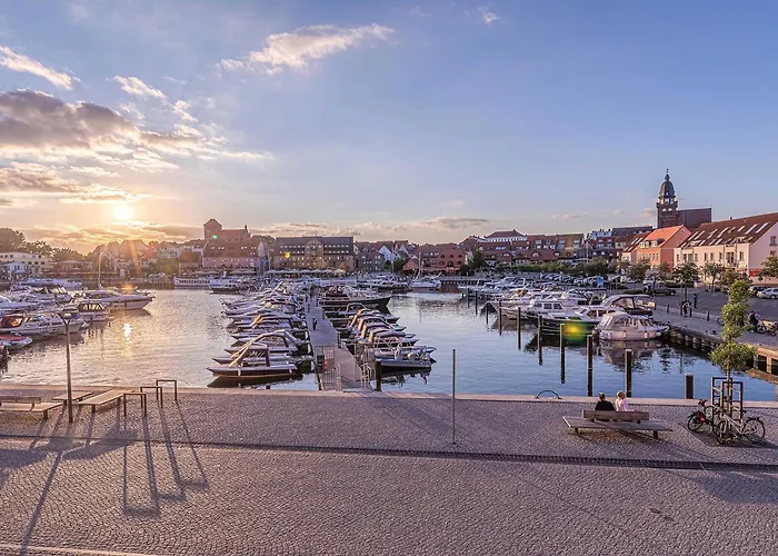 Müritz Charme - In Der Hafenresidenz Mit Wasserblick&kamin * Waren (Mueritz)
