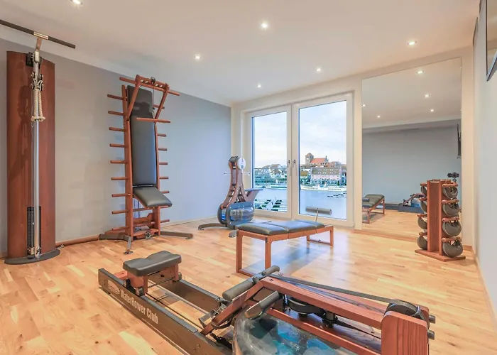 Müritz Charme - In Der Hafenresidenz Mit Wasserblick&kamin Waren (Mueritz)